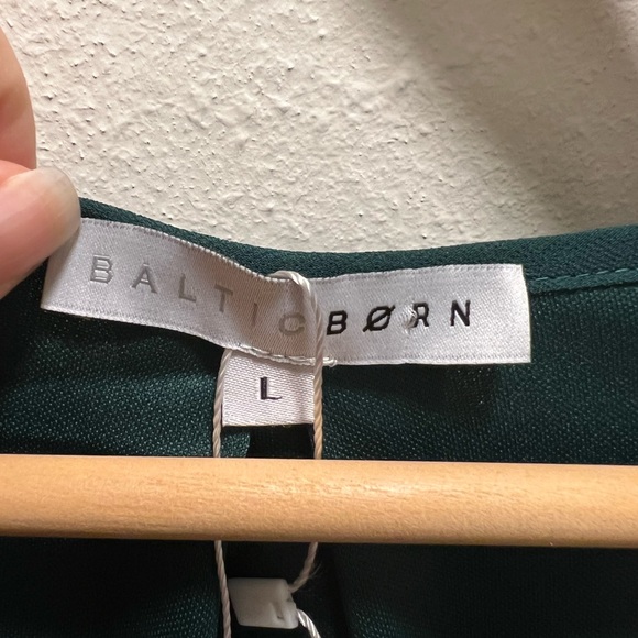 Baltic Born Lydia Maxi Dress in Hunter NWT - Picture 9 of 11